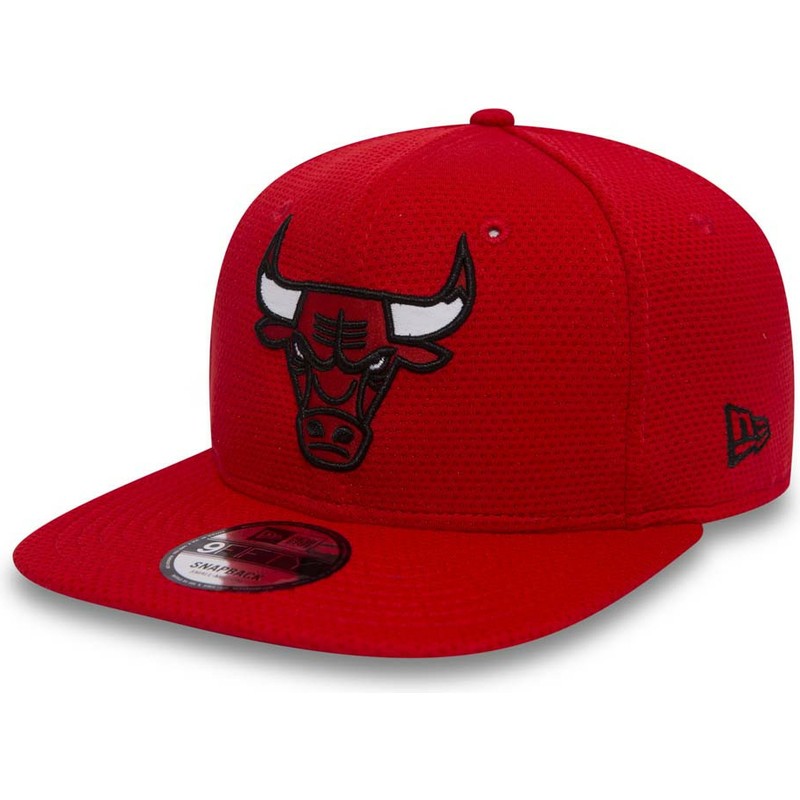 new-era-flat-brim-9fifty-mesh-chicago-bulls-nba-red-snapback-cap